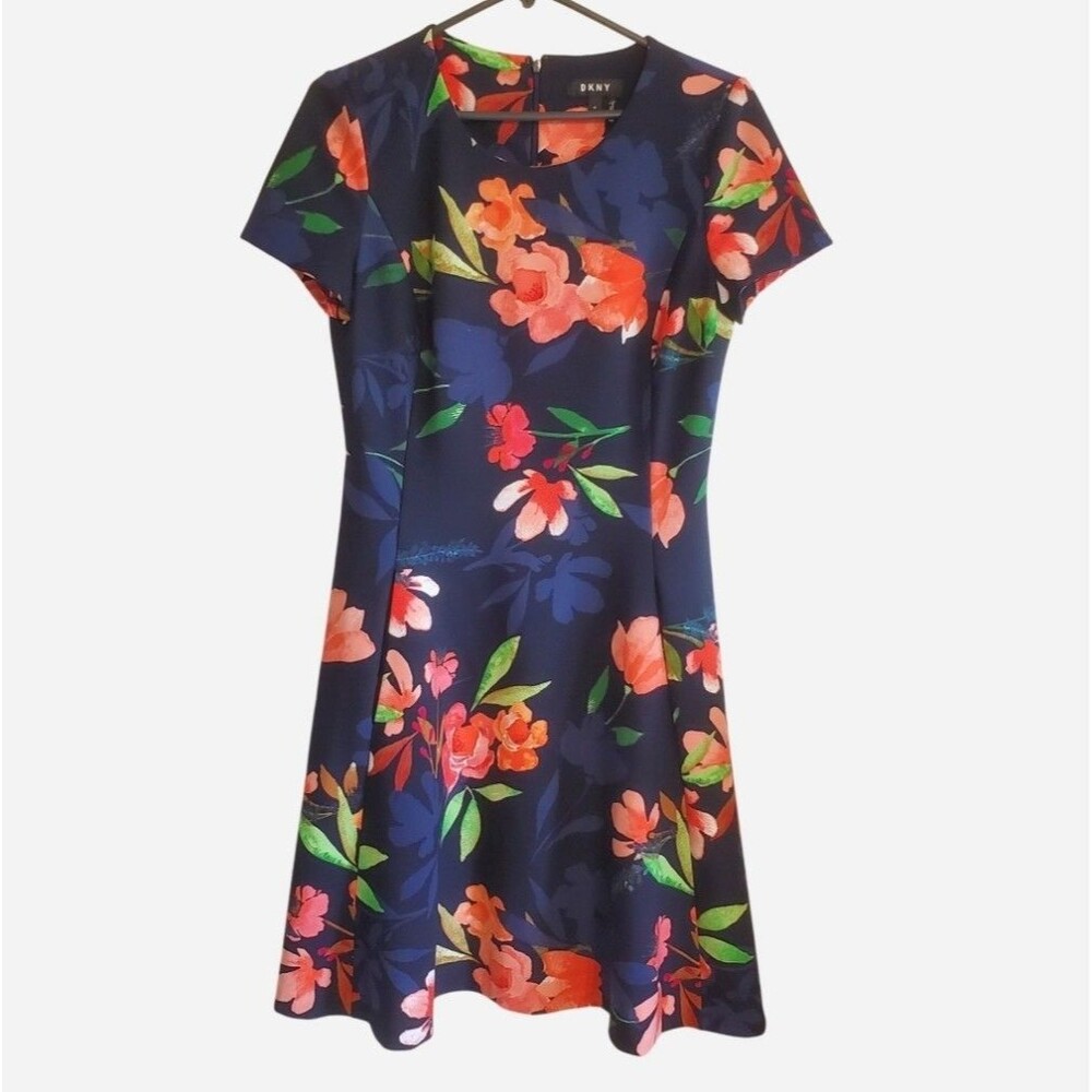 DKNY Fit and Flare Floral Dress Career Size 10 Short Sleeve Office Cocktail
